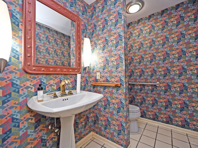 9031 Winthrop Drive, Sycamore Township, OH 45249 Photo 33