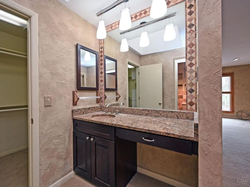 9031 Winthrop Drive, Sycamore Township, OH 45249 Photo 39