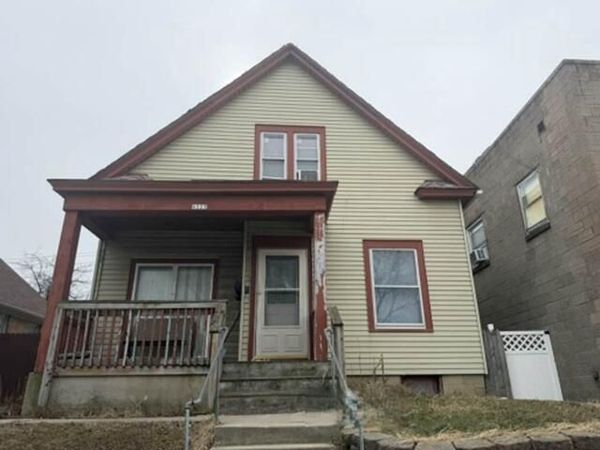 6223 W LINCOLN AVENUE, Milwaukee, WI 53219