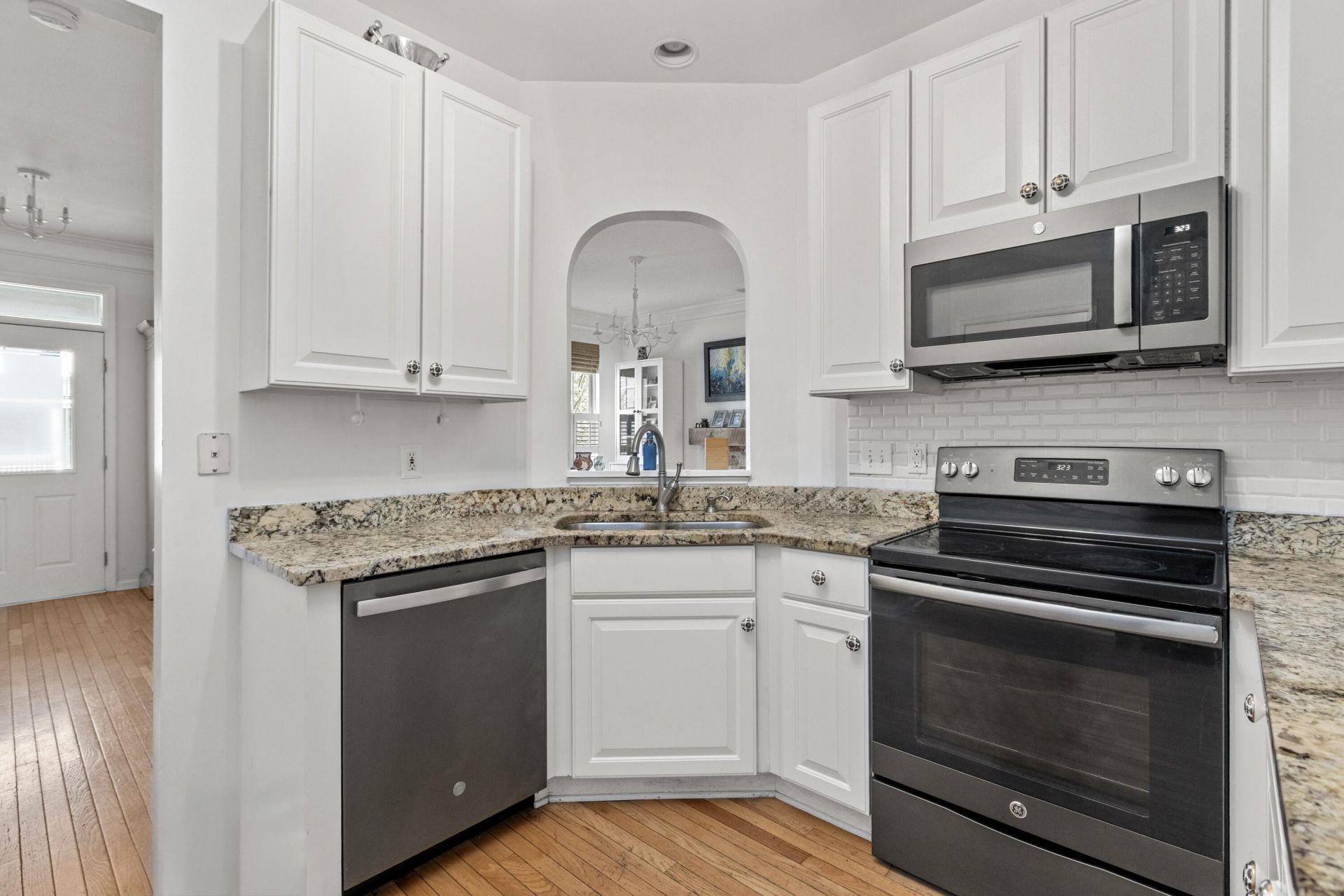 186 Cartright Street Photo 11