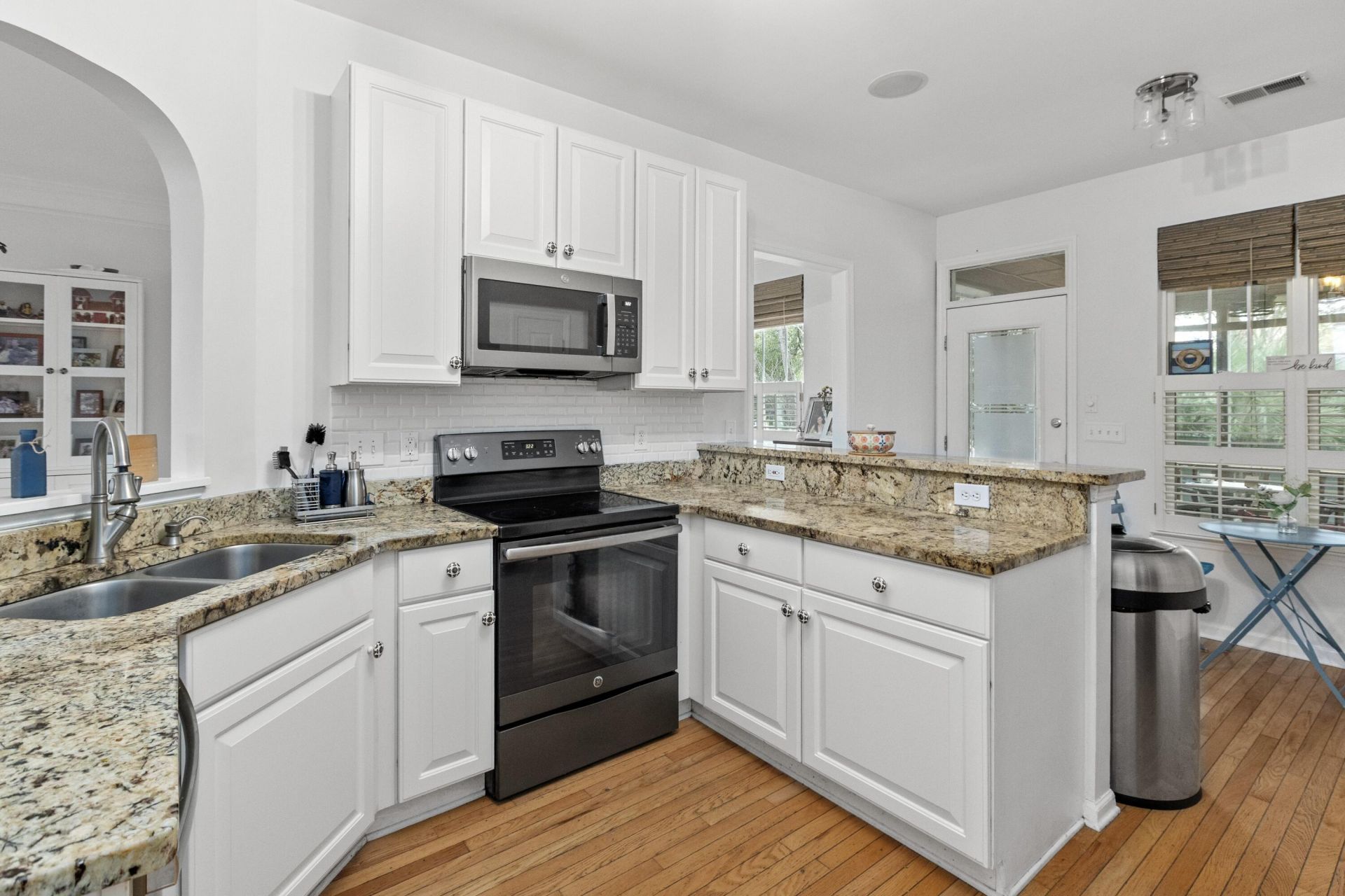 186 Cartright Street Photo 12