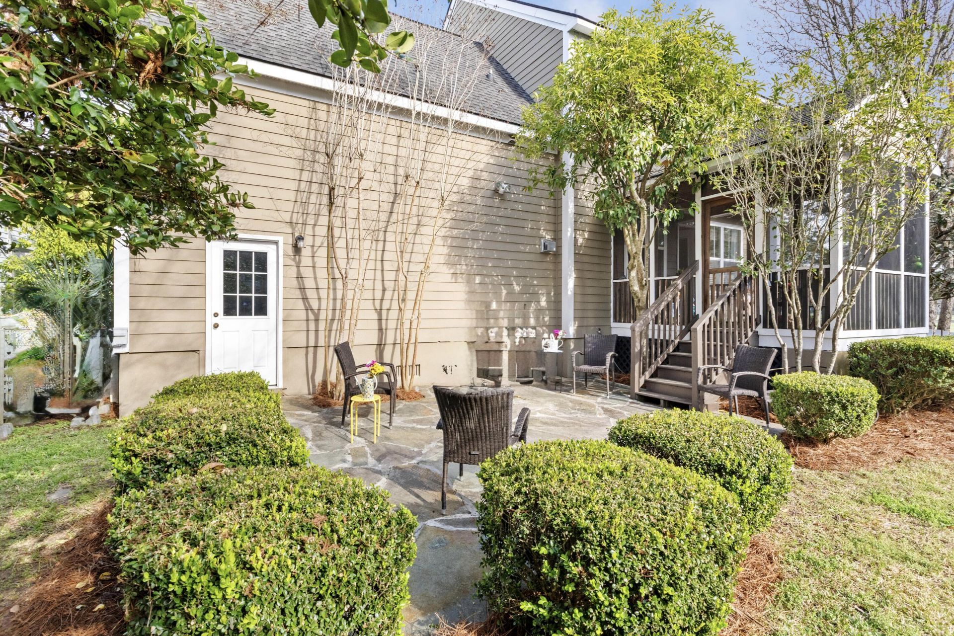 186 Cartright Street Photo 33