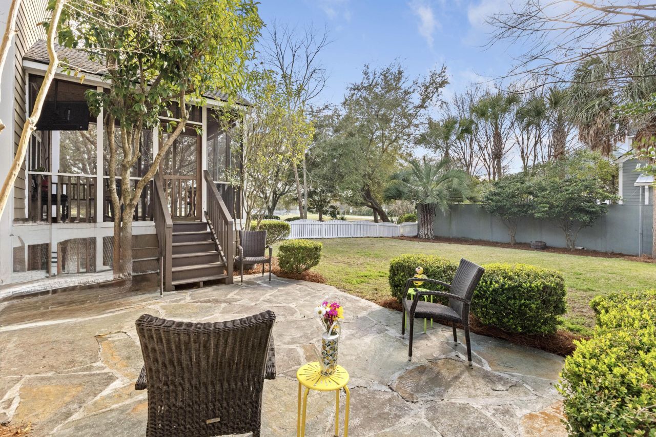 186 Cartright Street Photo 33