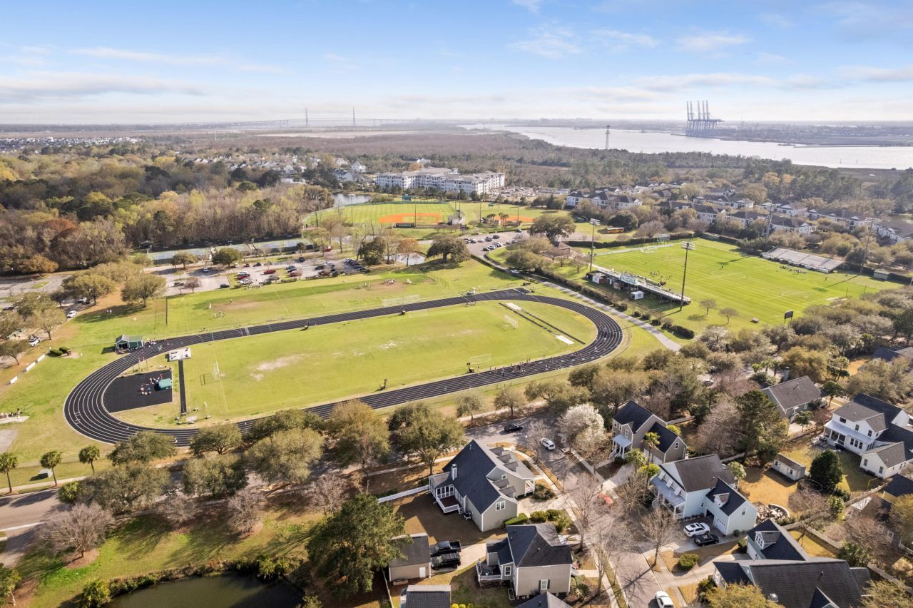 186 Cartright Street Photo 40