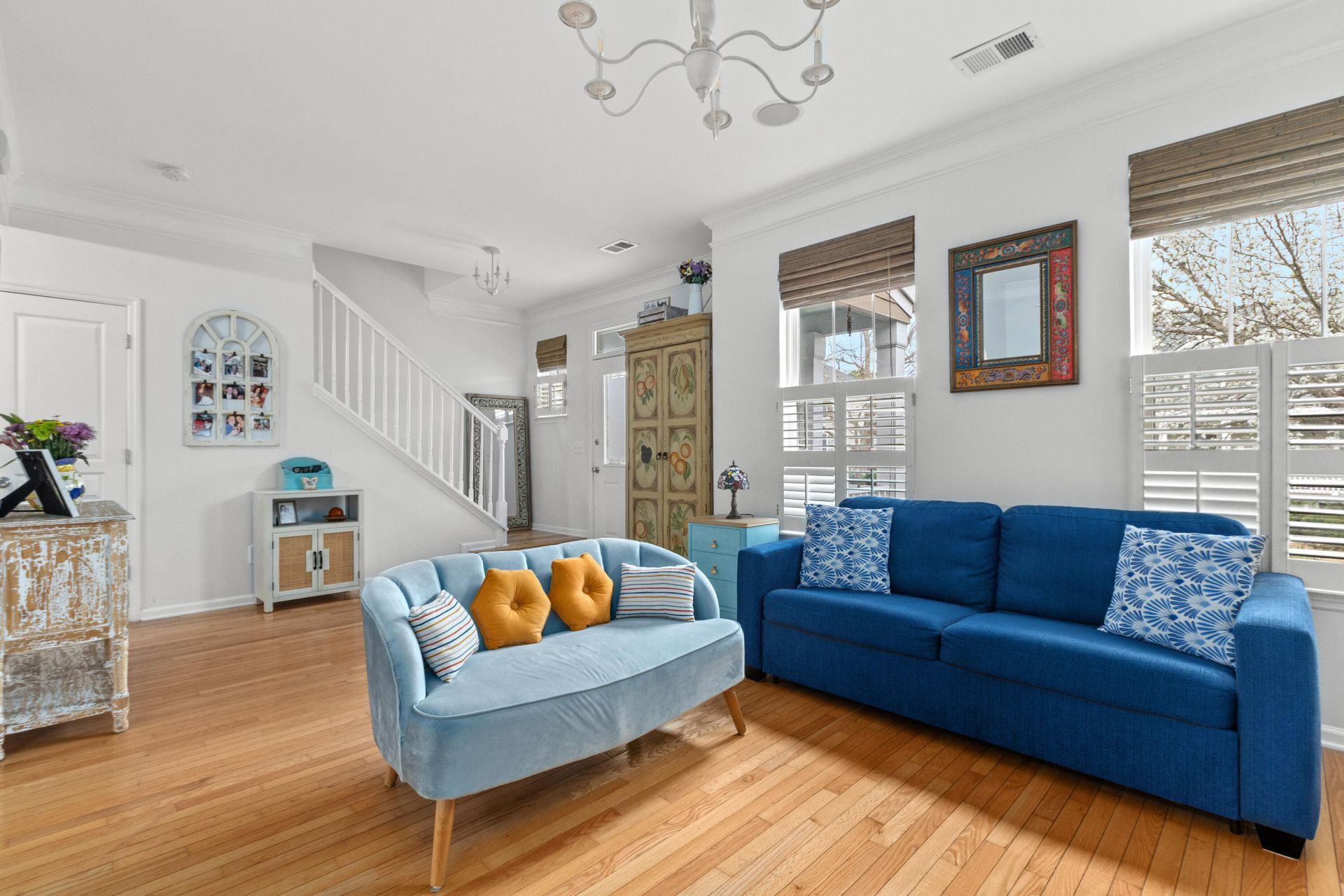 186 Cartright Street Photo 8