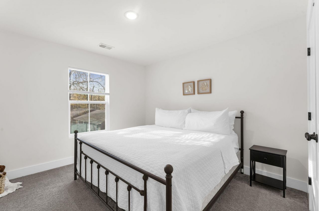 5742 Salvo Street Photo 25