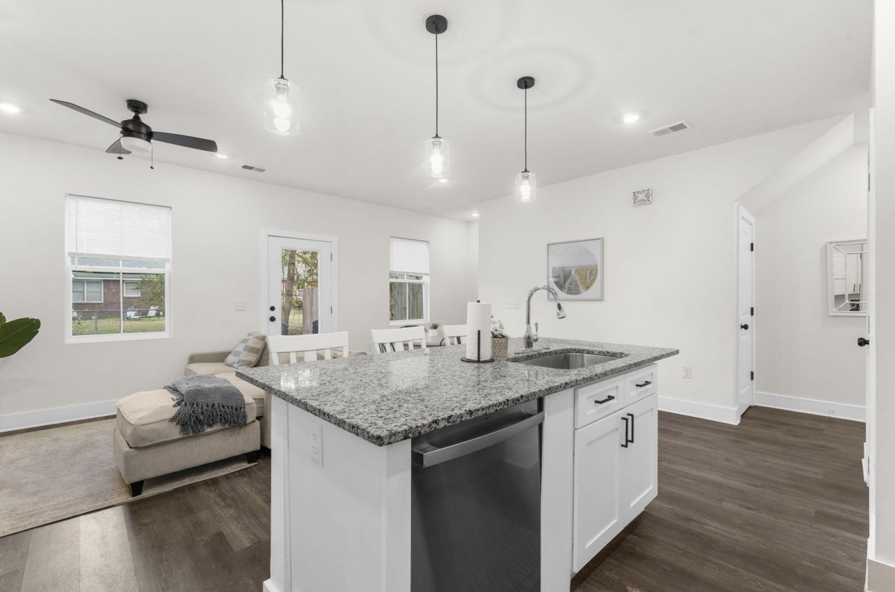 5742 Salvo Street Photo 7