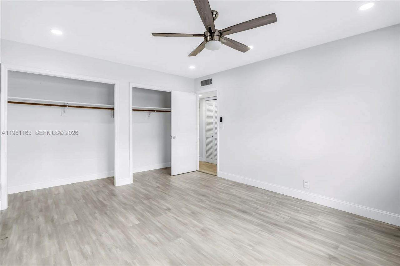 5300 Washington St , Unit A137, Hollywood, FL 33021 Photo