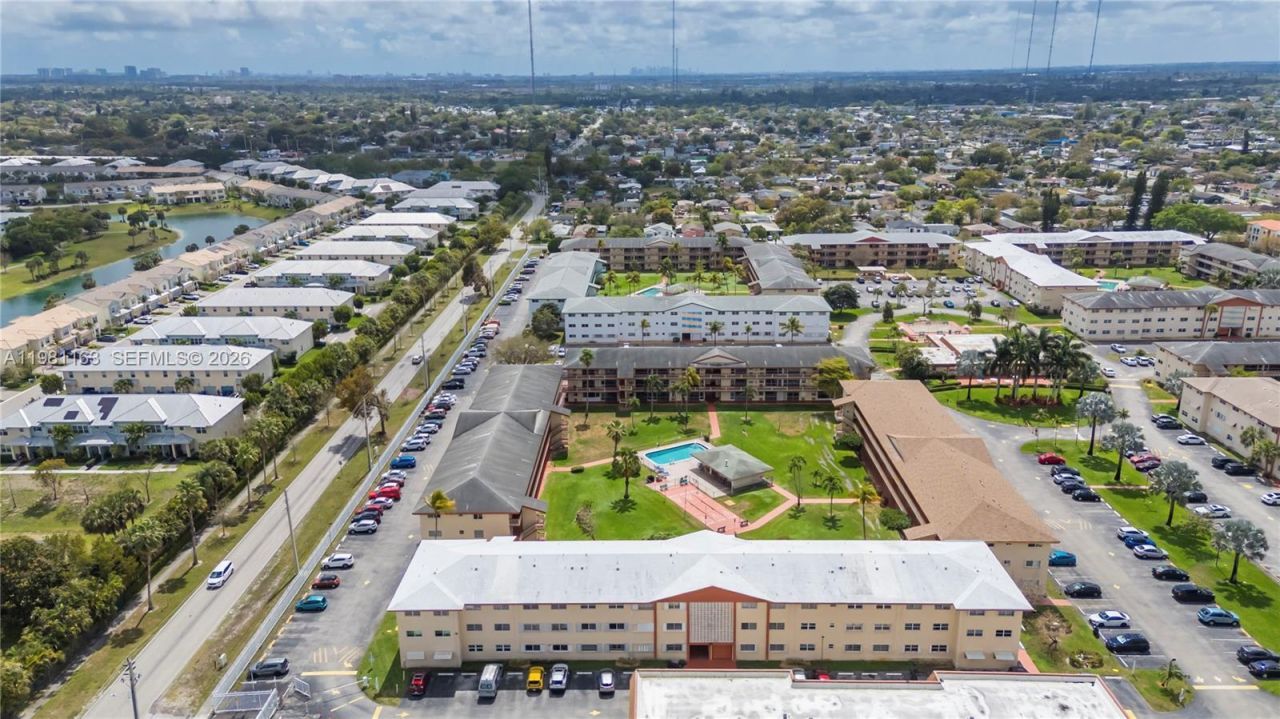 5300 Washington St , Unit A137, Hollywood, FL 33021 Photo