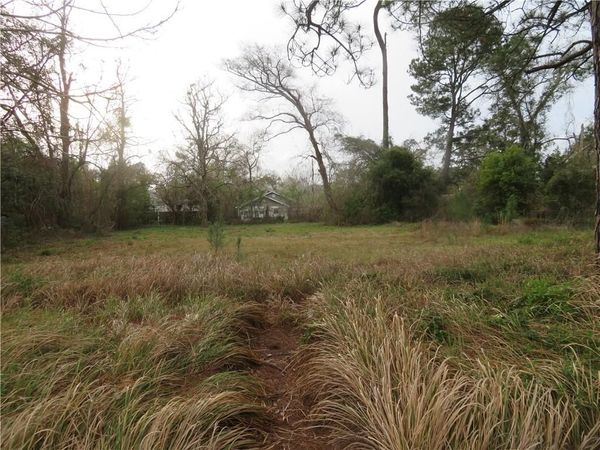 610 Rickarby Street , Mobile, AL 36606