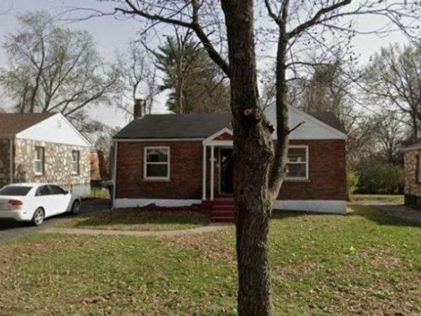 8246 Montreal Drive , University City, MO 63132