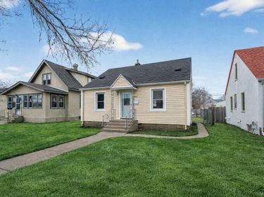 4810 Dupont Avenue N, Minneapolis, MN 55430