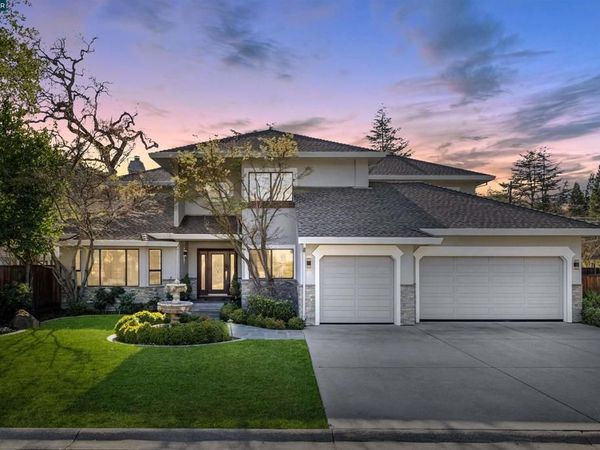 25 Woodland Dr, Alamo, CA 94507