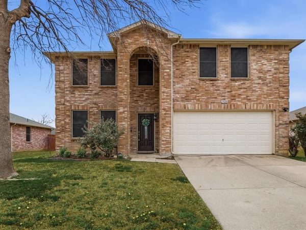 1528 Fieldstone Drive, Little Elm, TX 75068