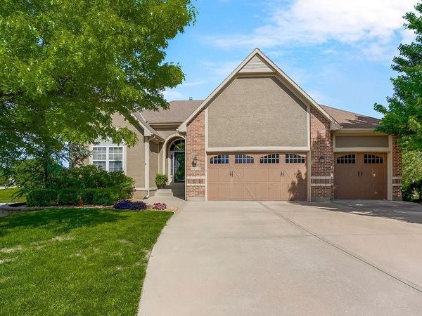 1205 Richards Circle, Raymore, MO 64083