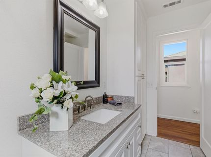 2511 Verna Way, Sacramento, CA 95821 Photo