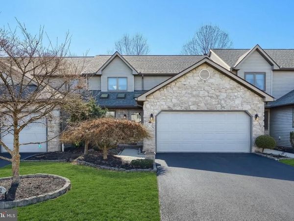 2552 FAIRWAY DRIVE, Unit 2552, YORK, PA 17402