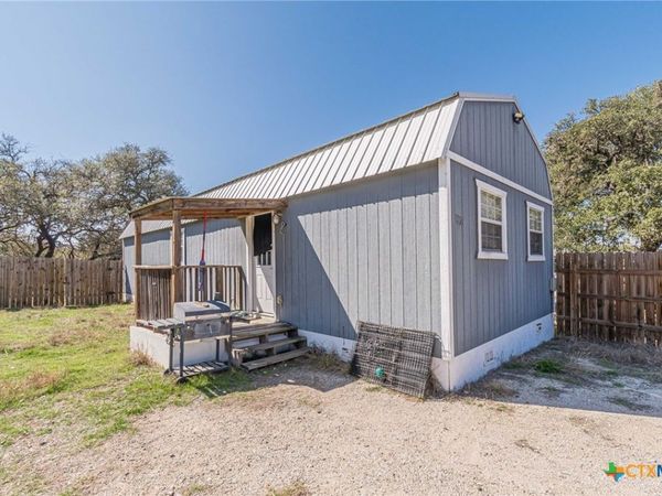 1235 Skylark Drive , Canyon Lake, TX 78133