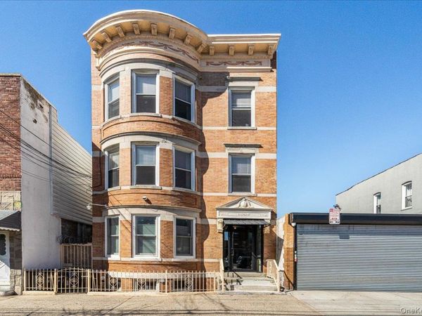 36-34 11 Street , Astoria, NY 11106