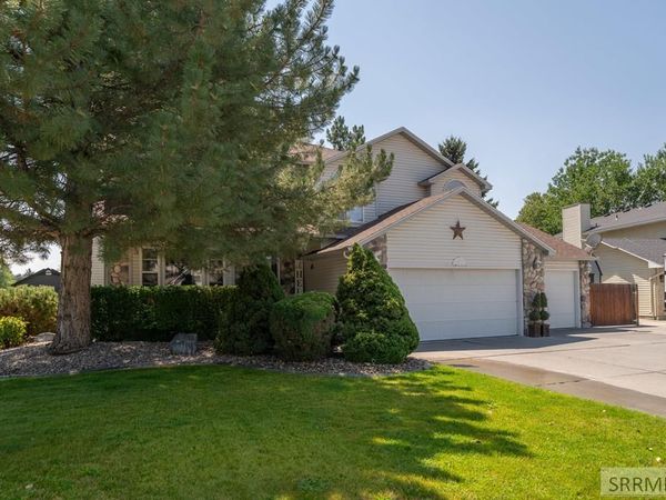 2882 Sandstone Drive, IDAHO FALLS, ID 83404