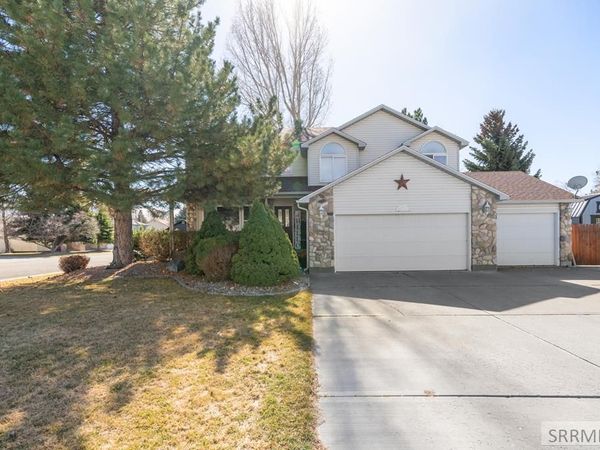 2882 Sandstone Drive, IDAHO FALLS, ID 83404