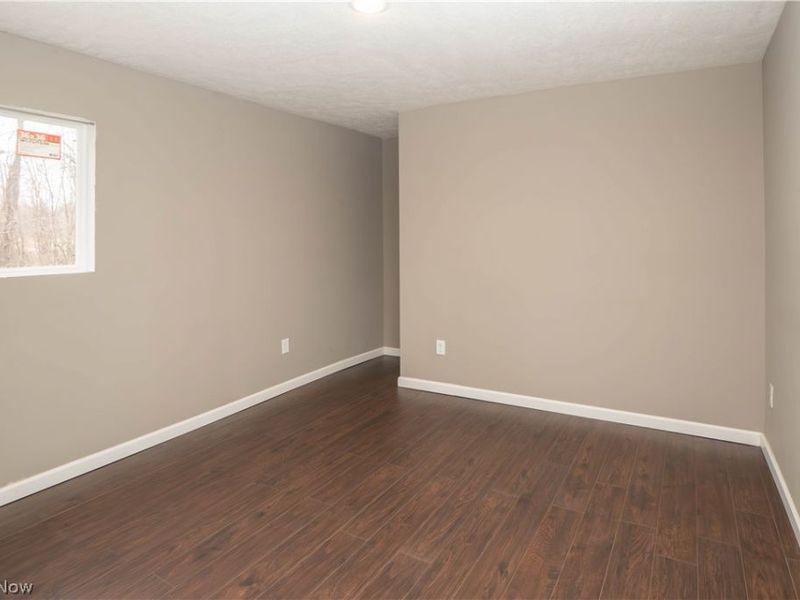 318 Elmport Avenue NE, Canton, OH 44704 Photo 10