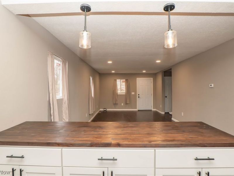 318 Elmport Avenue NE, Canton, OH 44704 Photo 7