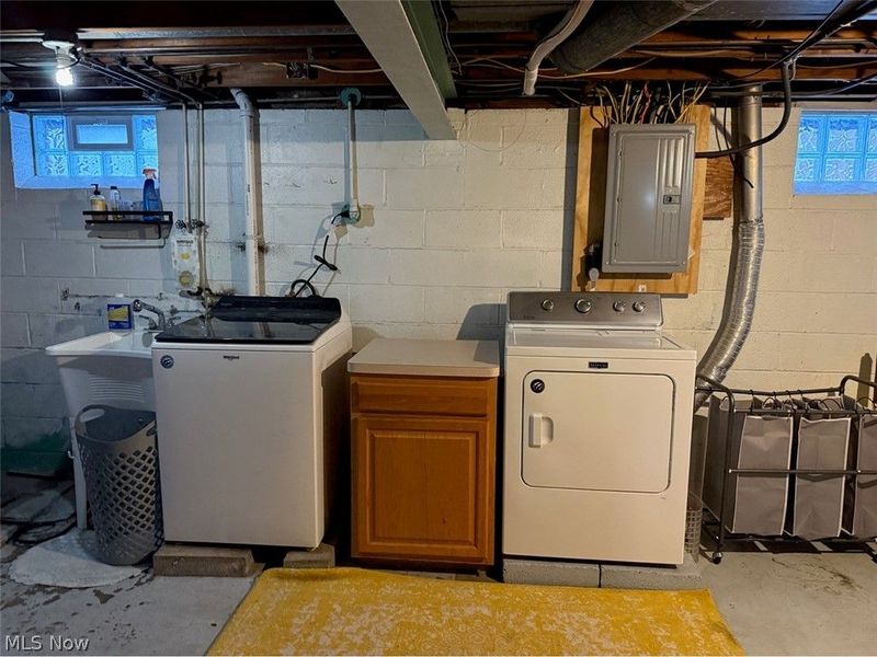 11604 Bradwell Road , Garfield Heights, OH 44125 Photo 17