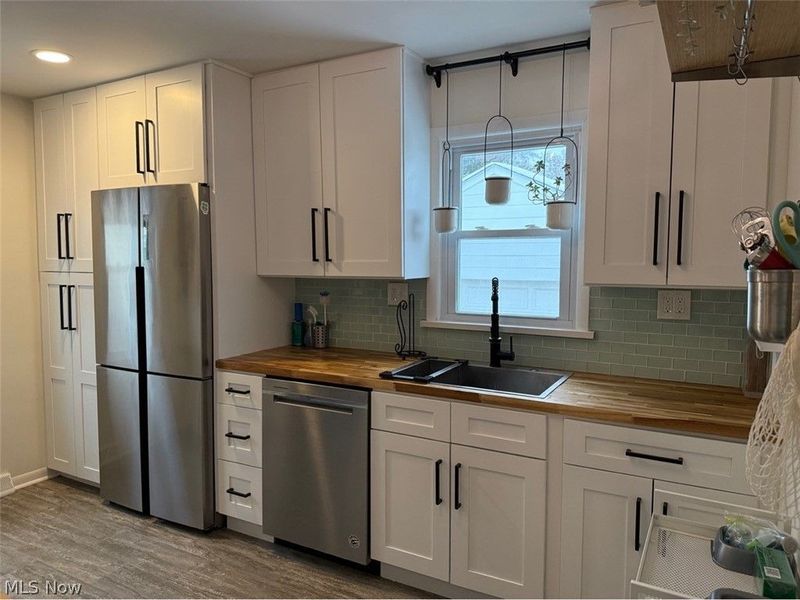 11604 Bradwell Road , Garfield Heights, OH 44125 Photo 2