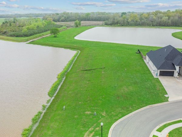 103 Sugar Cane Palm Circle , Broussard, LA 70518