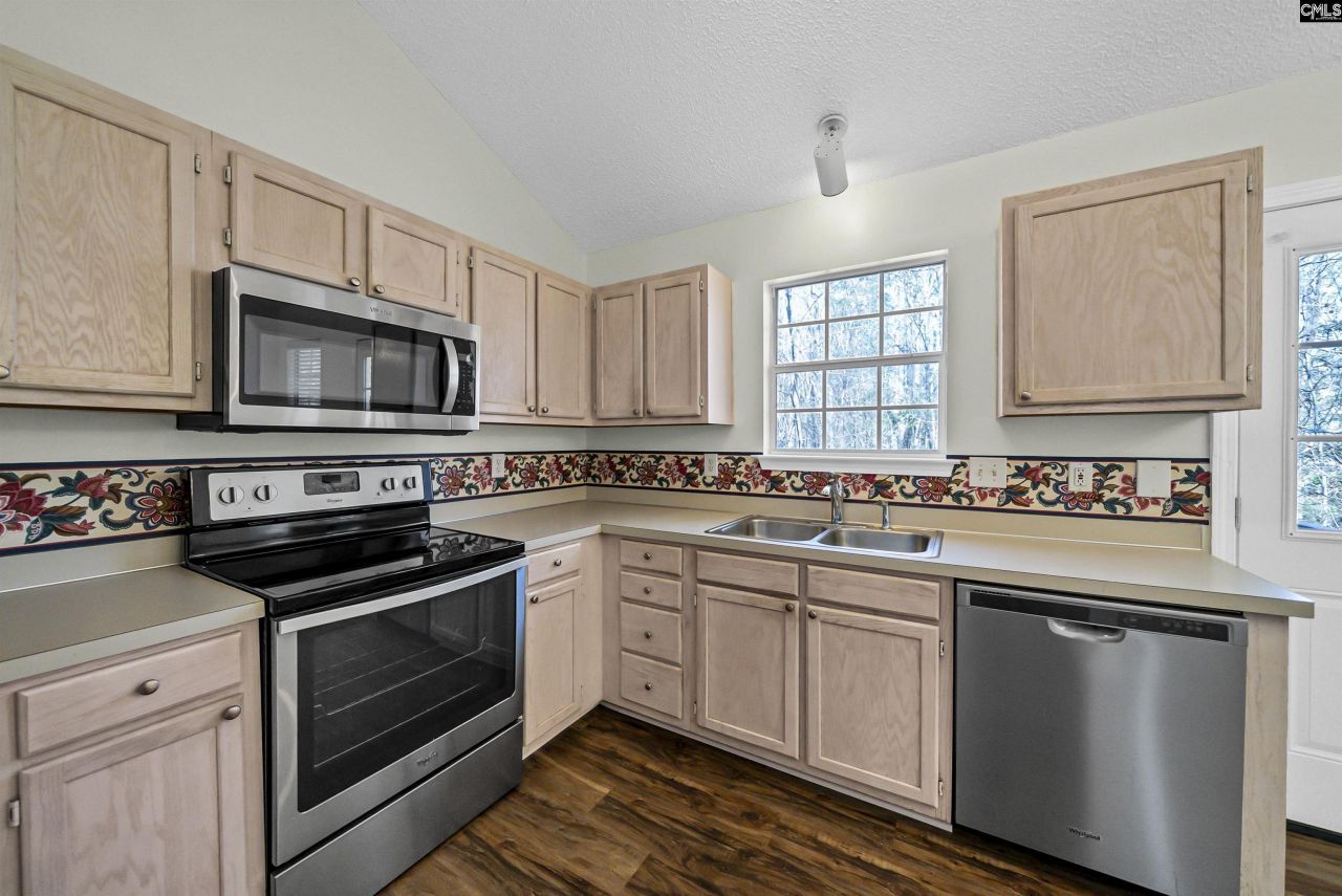 6 Gidding Ct Photo 13