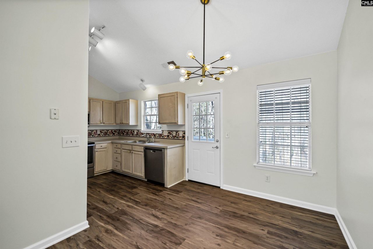 6 Gidding Ct Photo 14