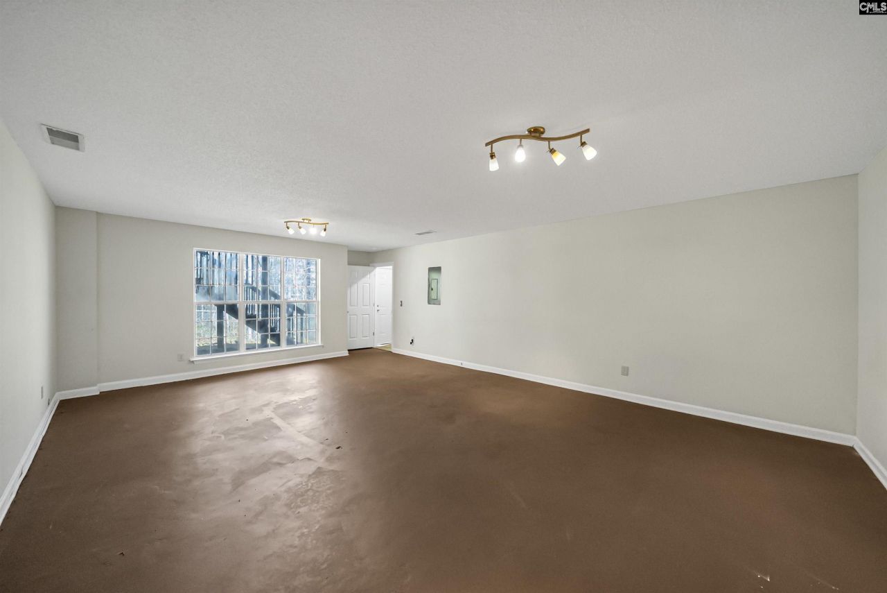 6 Gidding Ct Photo 35