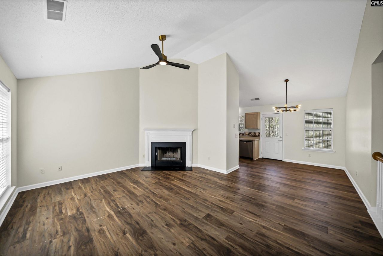 6 Gidding Ct Photo 7