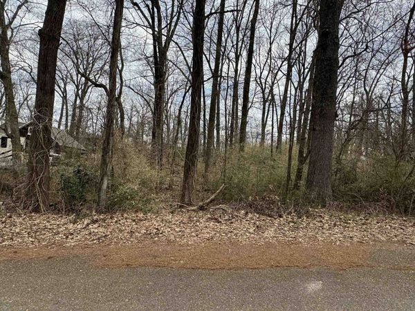 5711 GREEN VALLEY RD, Memphis, TN 38053