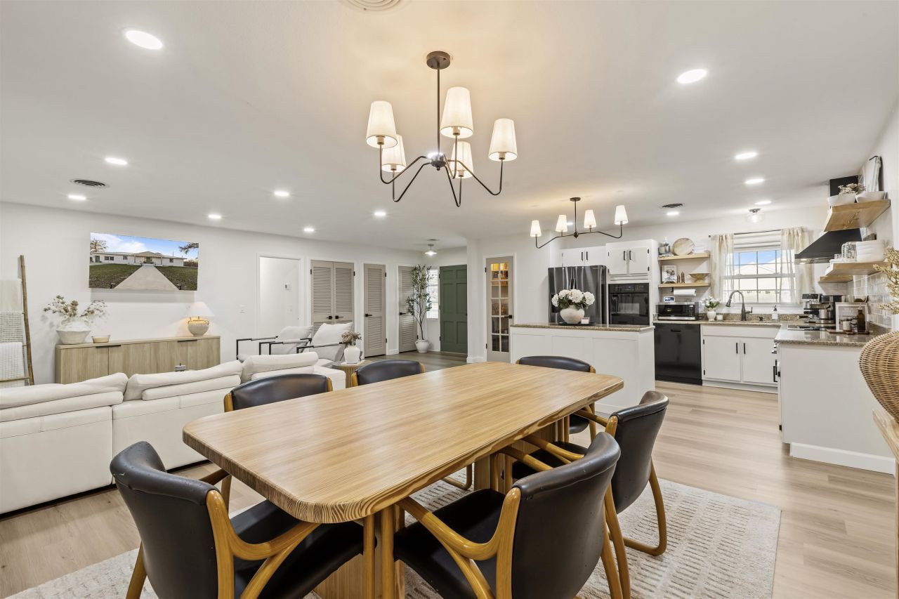 100 Forest Circle, Perry, FL 32347 Photo