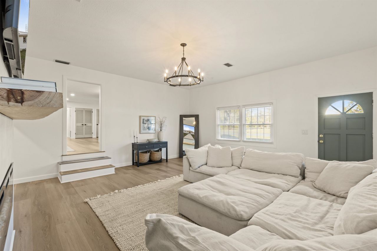 100 Forest Circle, Perry, FL 32347 Photo