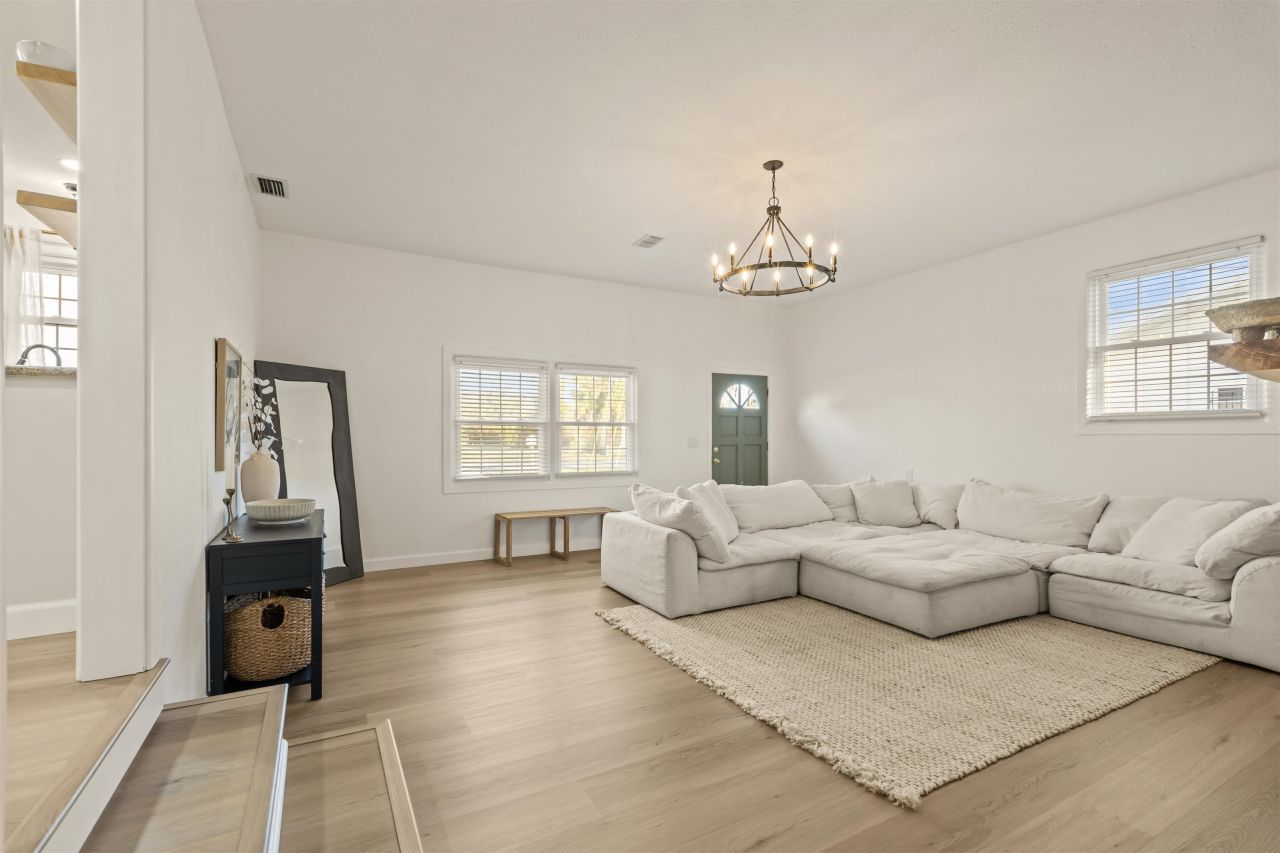 100 Forest Circle, Perry, FL 32347 Photo