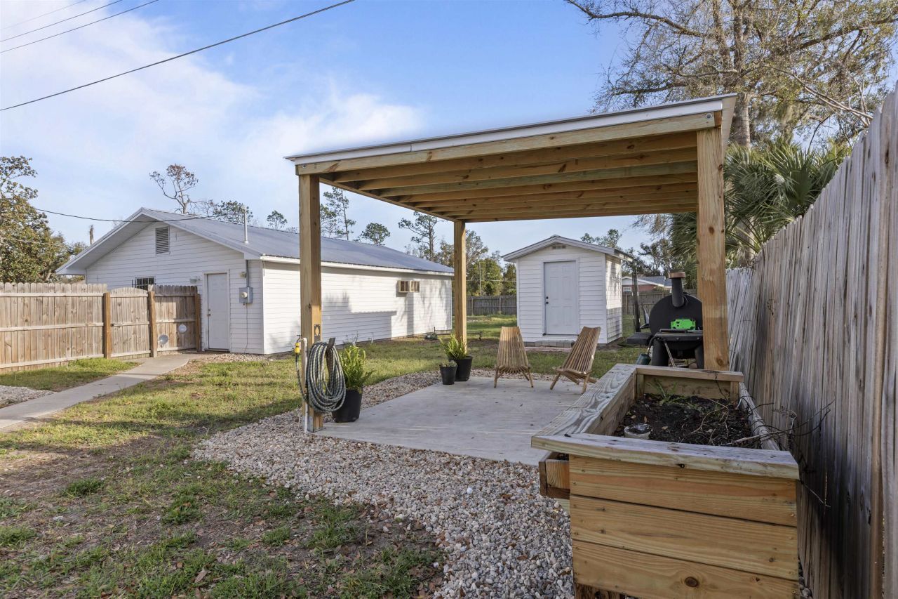 100 Forest Circle, Perry, FL 32347 Photo