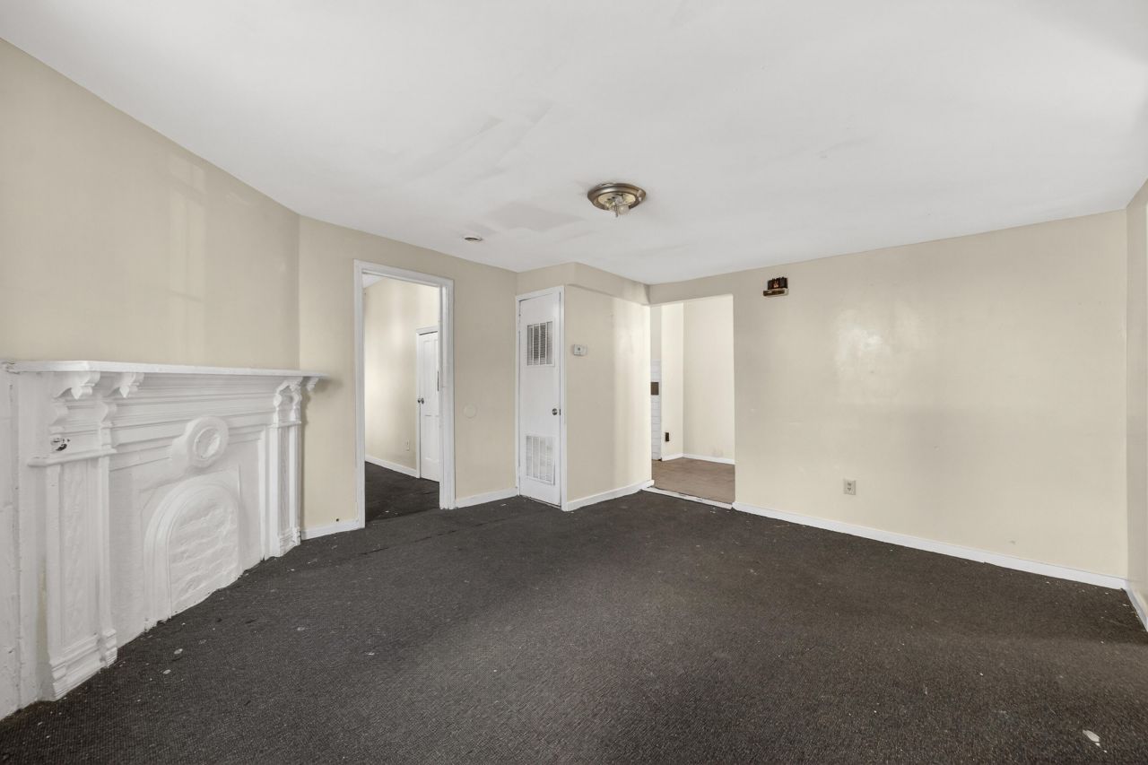 16 Killians Street Photo 10