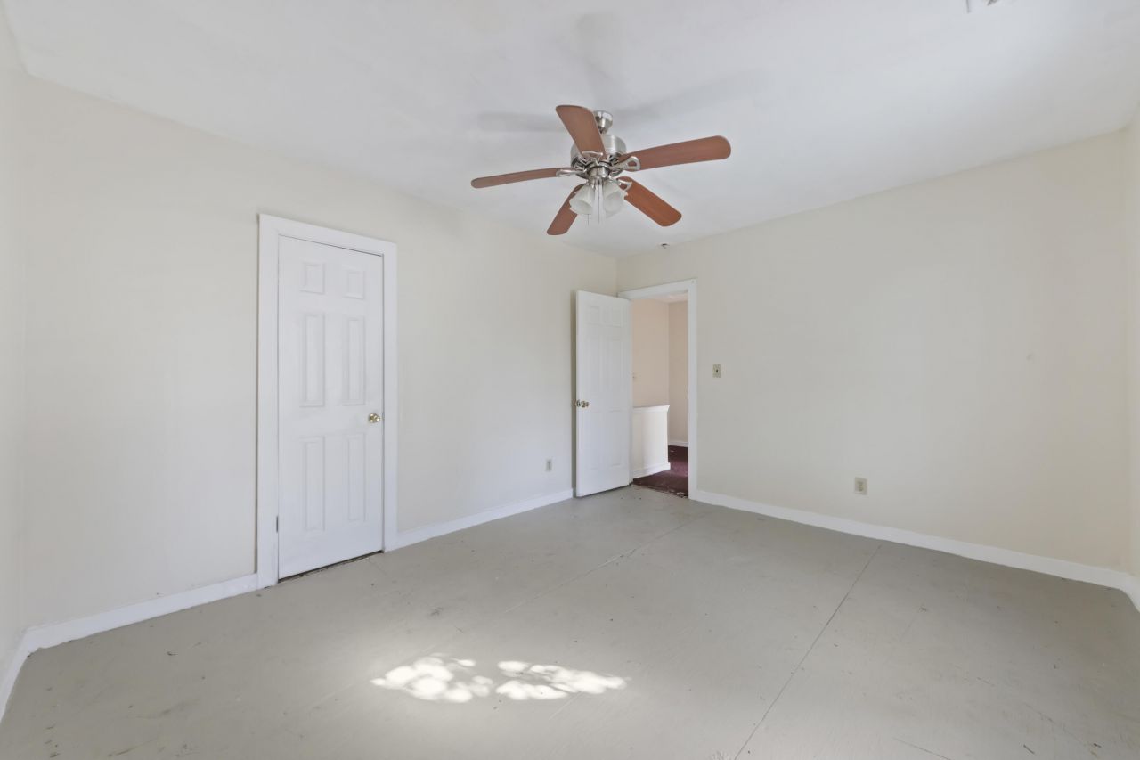 16 Killians Street Photo 16