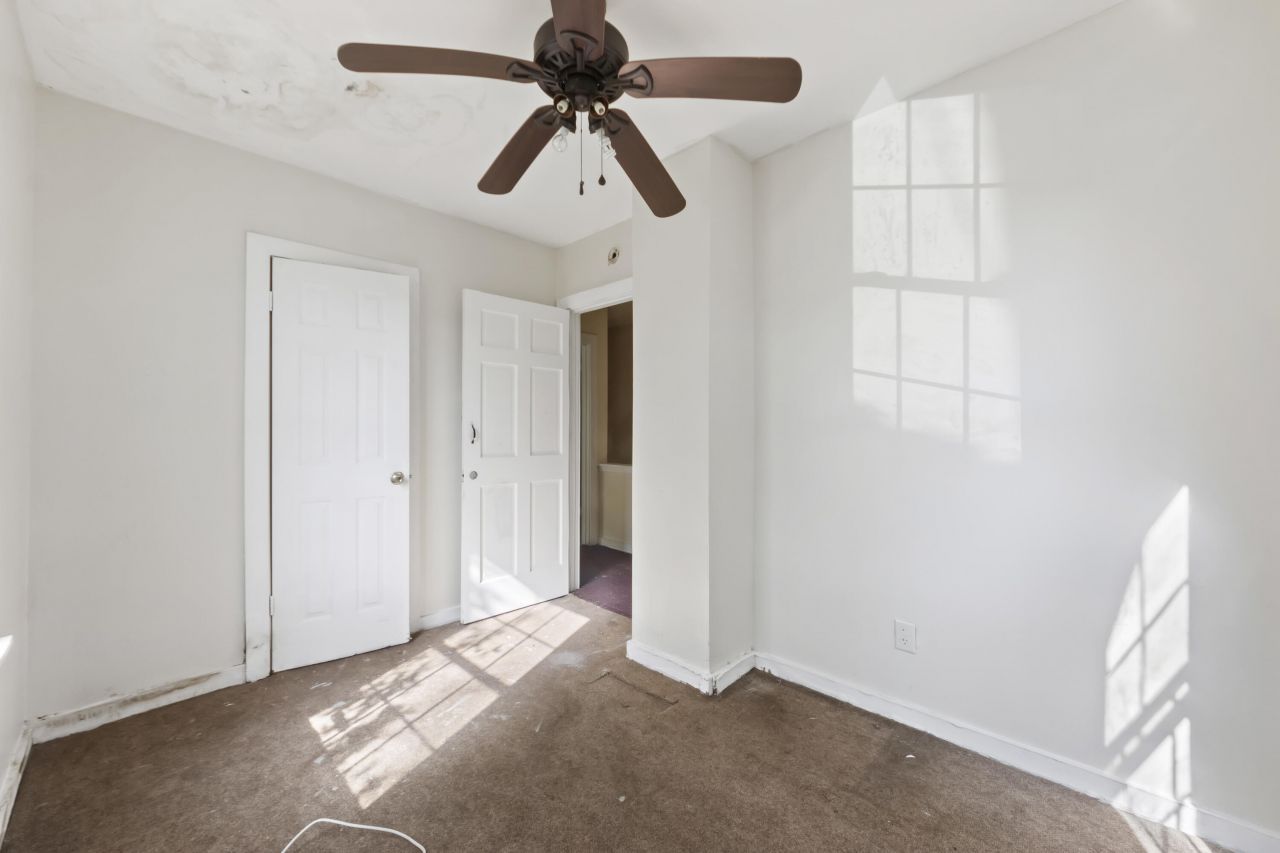 16 Killians Street Photo 18