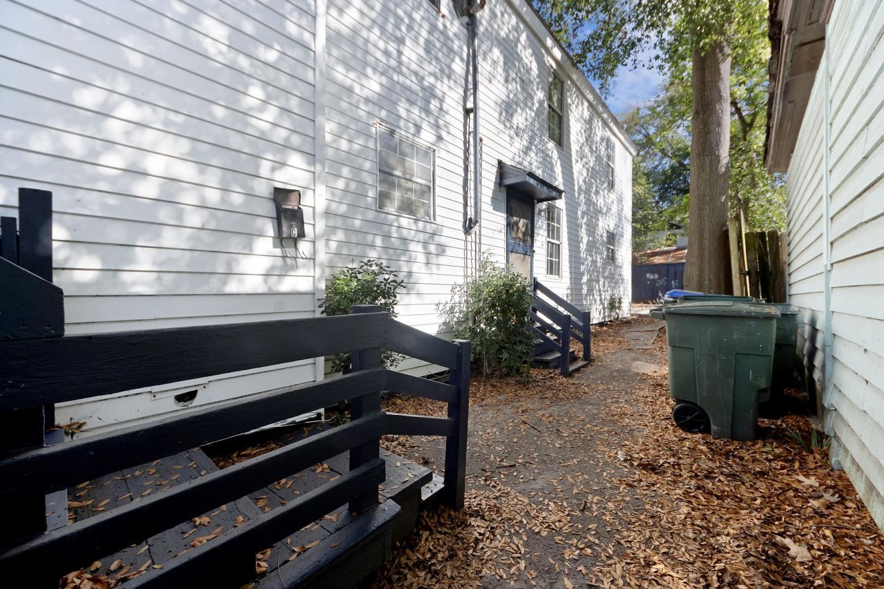 16 Killians Street Photo 23