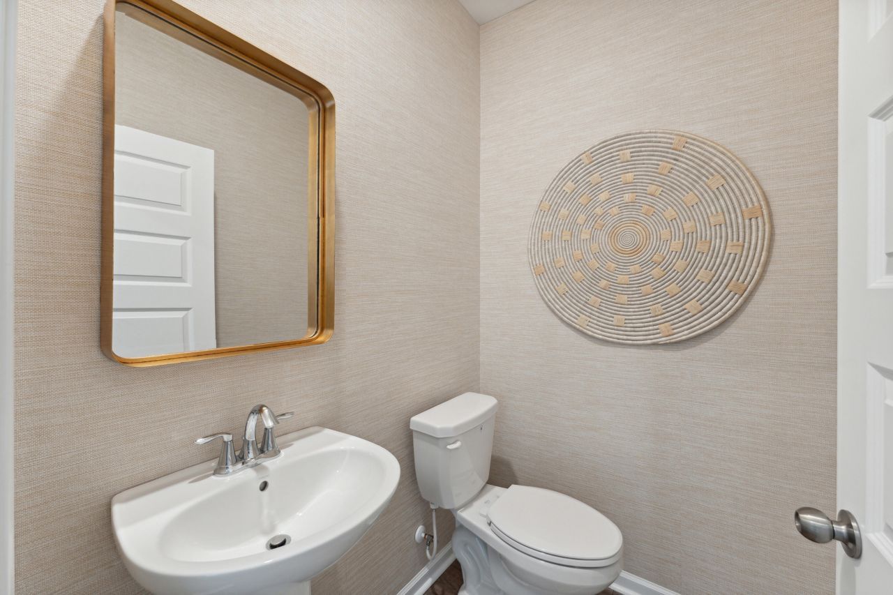 1652 Locals Street Photo 26