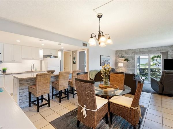 240 Palm DR , Unit 48-1, NAPLES, FL 34112