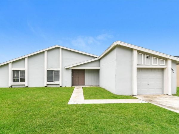 820 E FLAG LANE , KISSIMMEE, FL 34759