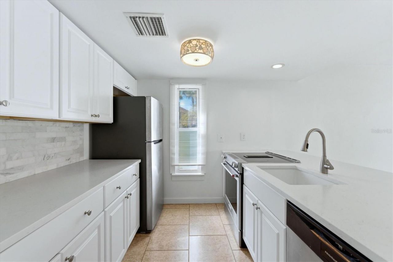 4230 36th Avenue S, Unit A, Saint Petersburg, FL 33711 Photo