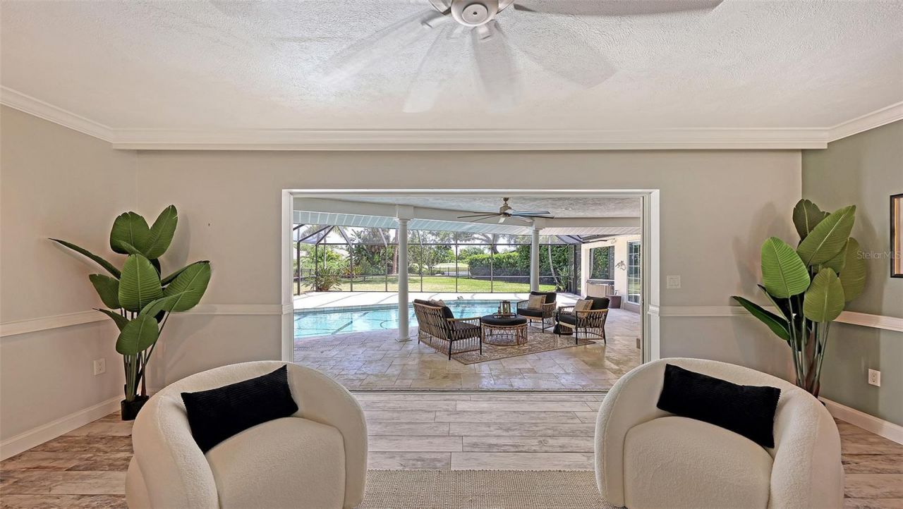 7937 Broadmoor Pines Boulevard, Sarasota, FL 34243 Photo