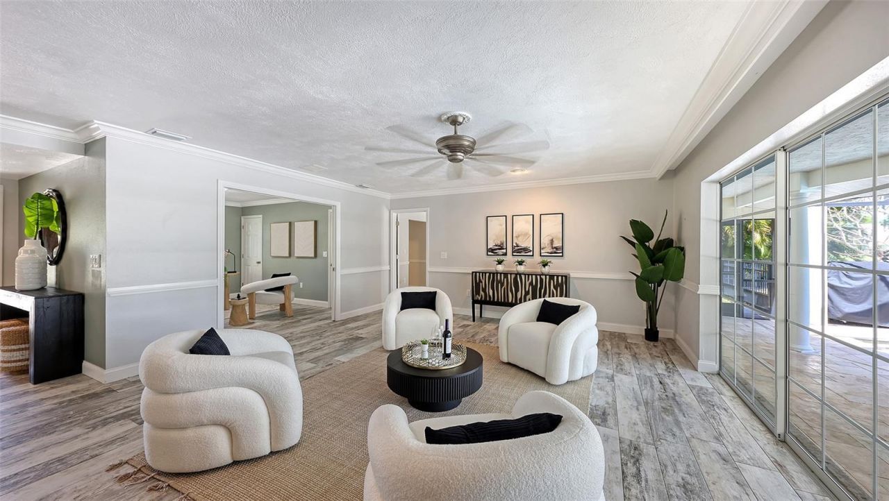 7937 Broadmoor Pines Boulevard, Sarasota, FL 34243 Photo