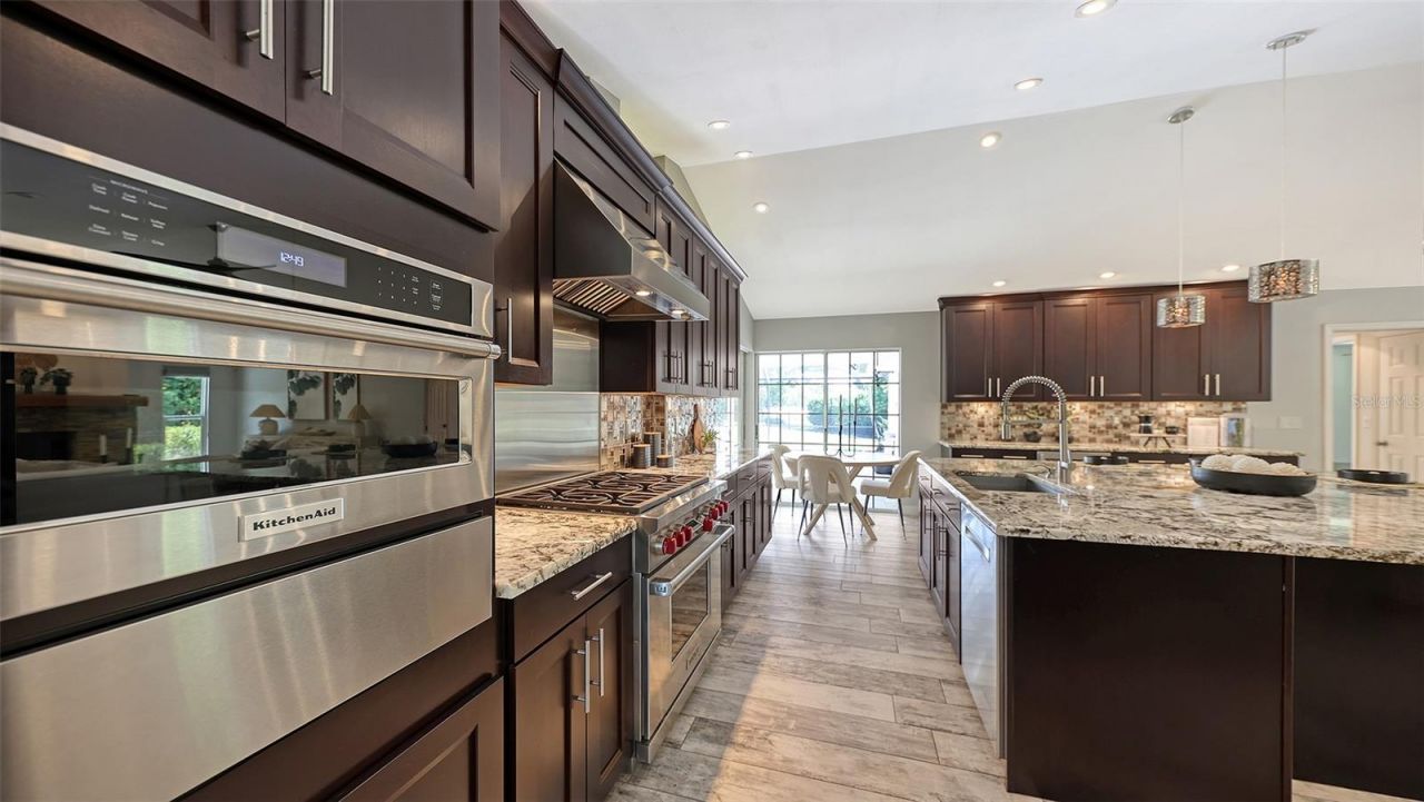 7937 Broadmoor Pines Boulevard, Sarasota, FL 34243 Photo